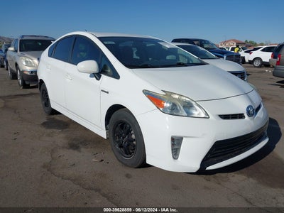TOYOTA PRIUS 2015