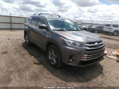 TOYOTA HIGHLANDER 2017