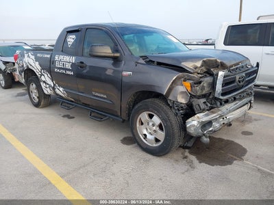 TOYOTA TUNDRA 2011