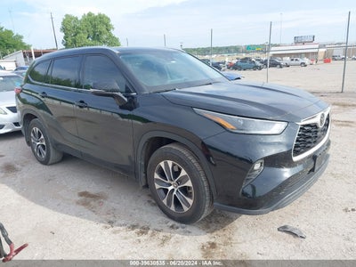 TOYOTA HIGHLANDER 2021