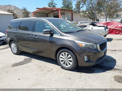 KIA SEDONA 2015