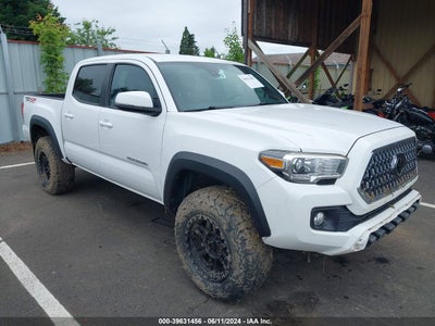 TOYOTA TACOMA 2019