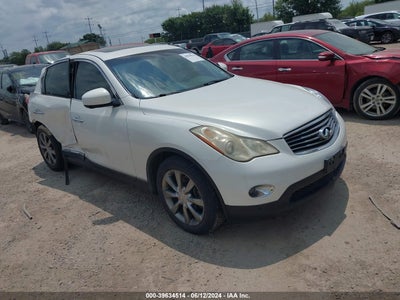 INFINITI JOURNEY 2011