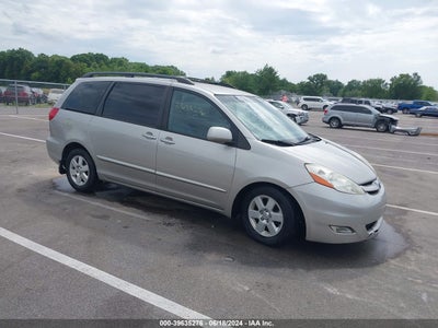 TOYOTA SIENNA 2006
