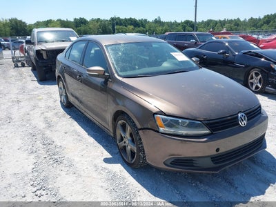 VOLKSWAGEN JETTA 2011