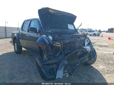 NISSAN FRONTIER 2013