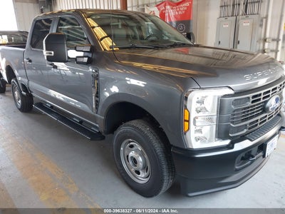 FORD F-250 2024