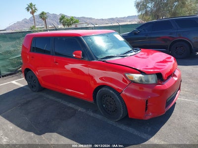 SCION XB 2013