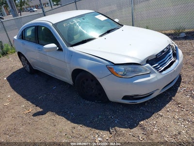 CHRYSLER 200 2013