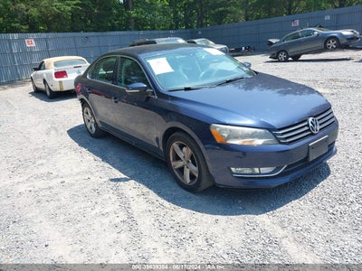 VOLKSWAGEN PASSAT 2015