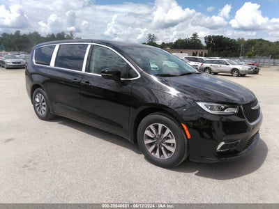 CHRYSLER PACIFICA HYBRID 2024