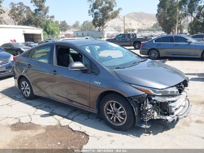 TOYOTA PRIUS PRIME 2019