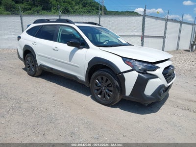 SUBARU OUTBACK 2023