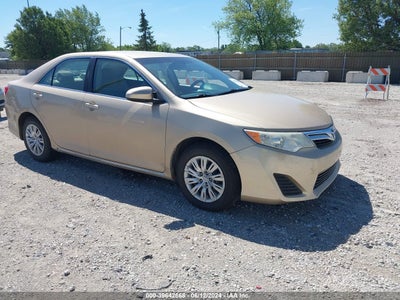 TOYOTA CAMRY 2012