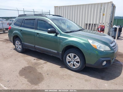 SUBARU OUTBACK 2013