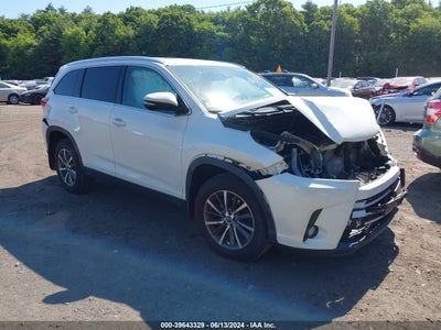 TOYOTA HIGHLANDER 2019