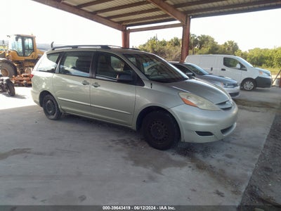 TOYOTA SIENNA 2006