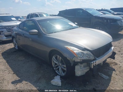 INFINITI JOURNEY 2008