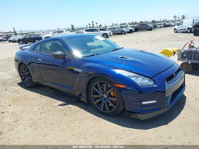 NISSAN GT-R 2013