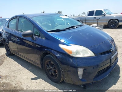 TOYOTA PRIUS 2013