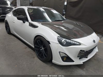 SCION SCION FR-S 2015