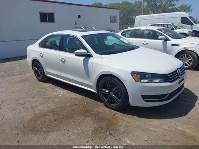 VOLKSWAGEN PASSAT 2015
