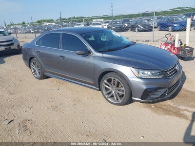 VOLKSWAGEN PASSAT 2016
