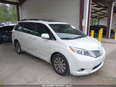 TOYOTA SIENNA 2017