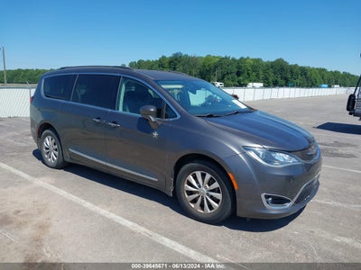 CHRYSLER PACIFICA 2017