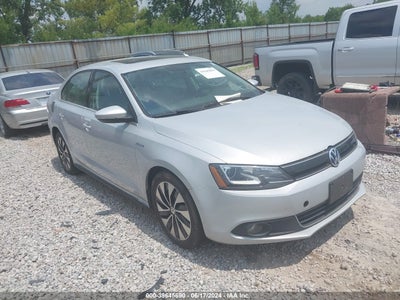VOLKSWAGEN JETTA HYBRID 2013