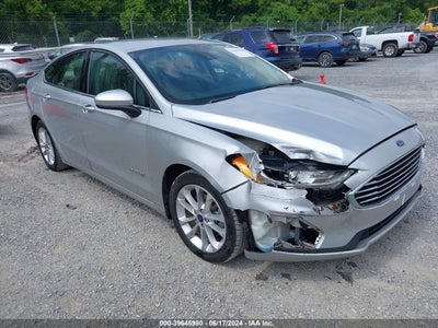 FORD FUSION HYBRID 2019