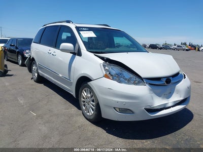 TOYOTA SIENNA 2008