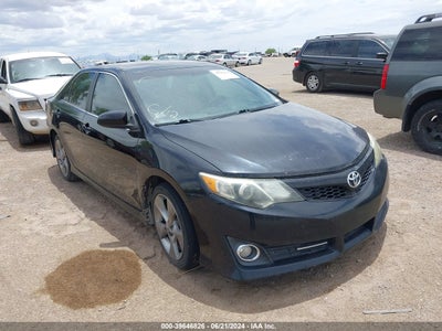 TOYOTA CAMRY 2012