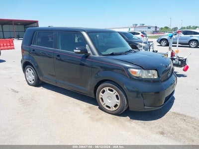 SCION XB 2010