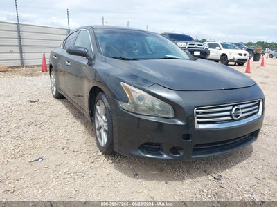 NISSAN MAXIMA 2012