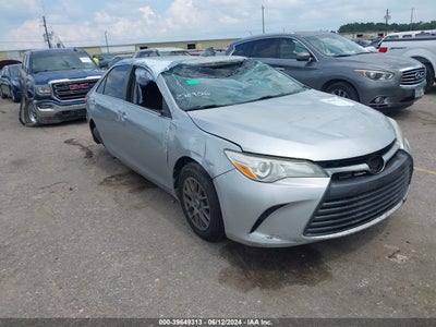 TOYOTA CAMRY 2015