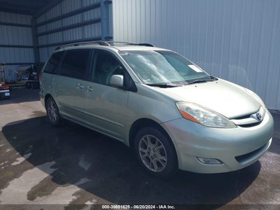 TOYOTA SIENNA 2006
