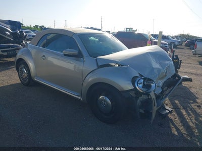 VOLKSWAGEN BEETLE 2014