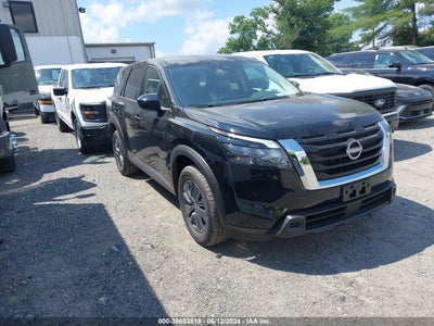 NISSAN PATHFINDER 2024