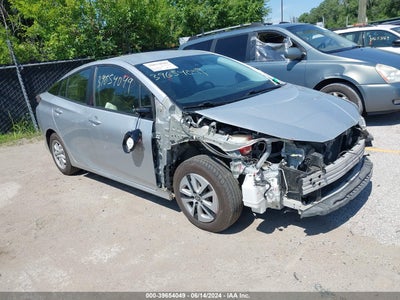 TOYOTA PRIUS 2018