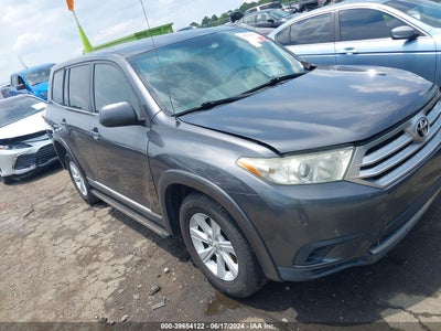 TOYOTA HIGHLANDER 2011