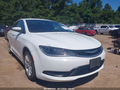 CHRYSLER 200 2016