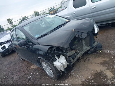 NISSAN VERSA 2011
