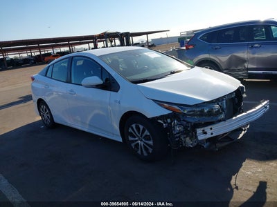 TOYOTA PRIUS PRIME 2021