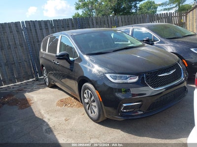 CHRYSLER PACIFICA HYBRID 2024