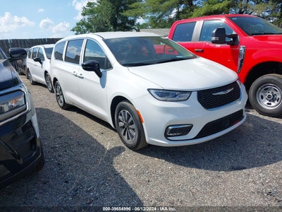 CHRYSLER PACIFICA HYBRID 2024
