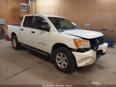 NISSAN TITAN 2012