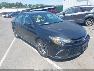 TOYOTA CAMRY SE 2016