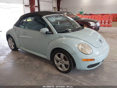 VOLKSWAGEN NEW BEETLE 2006