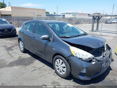 TOYOTA PRIUS C 2012